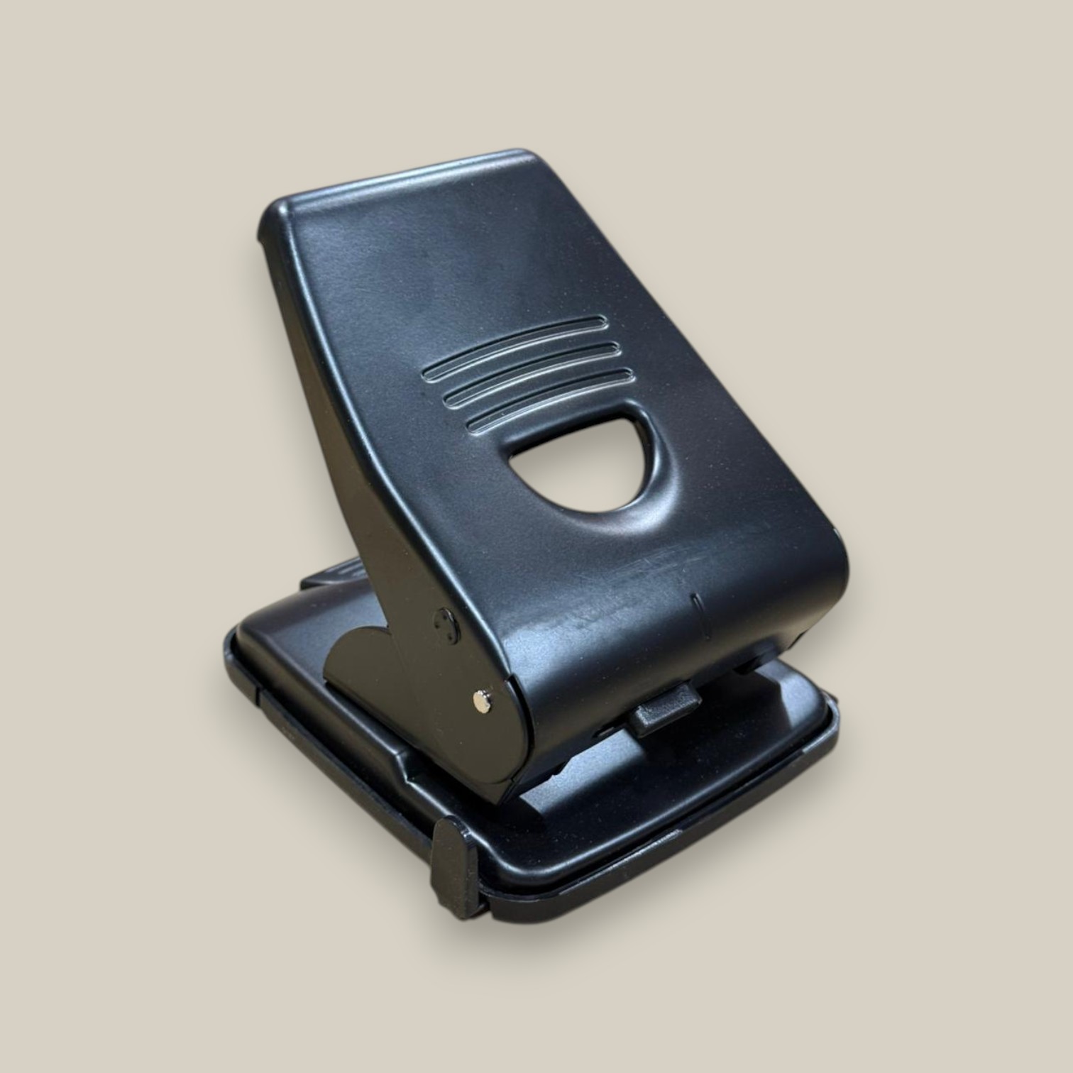 Perforadora para 40 hojas