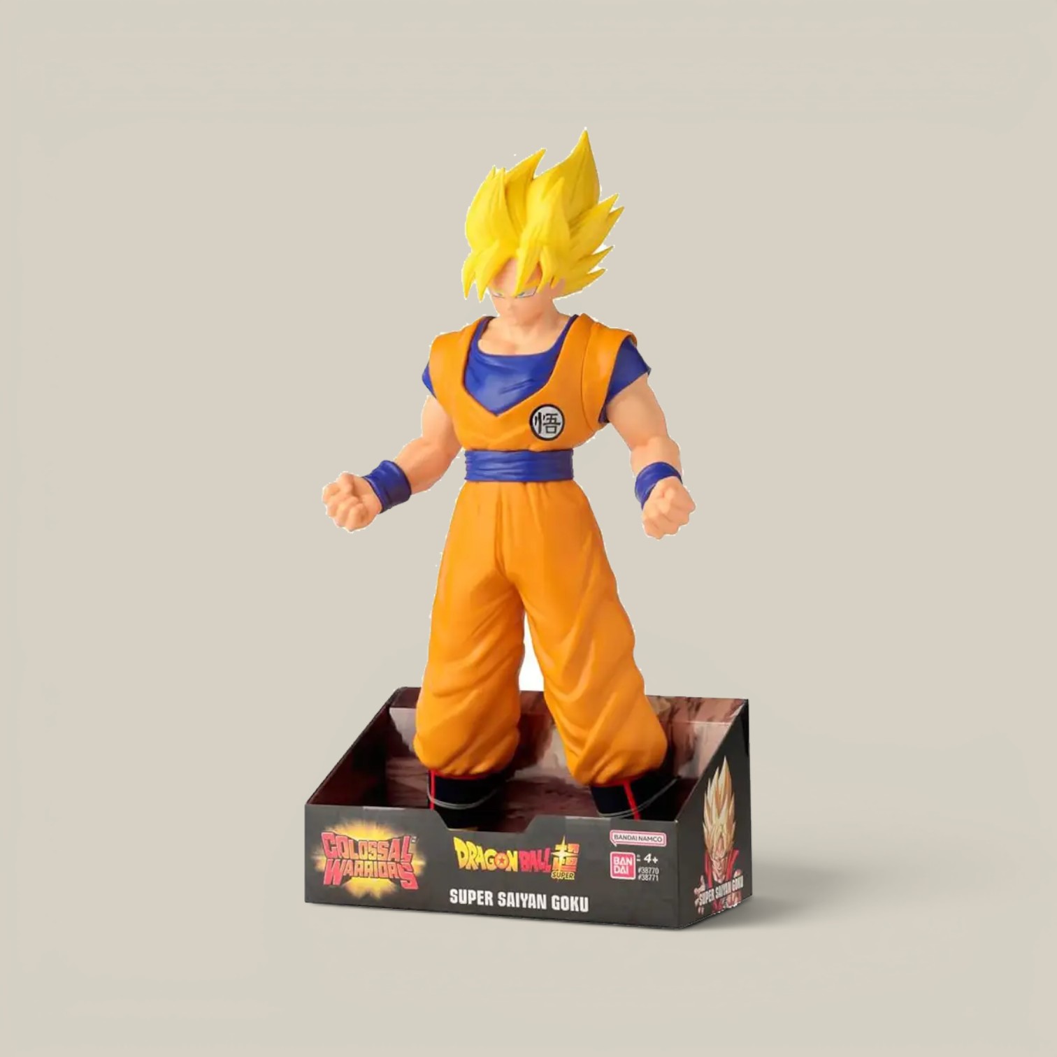 Figura super saiyan goku 40cm articulado en cuello y hombros